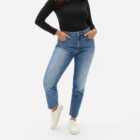 Everlane The Curvy Cheeky Straight Leg High Rise Jeans Raw Hem Size 35 NWOT - Picture 1 of 11